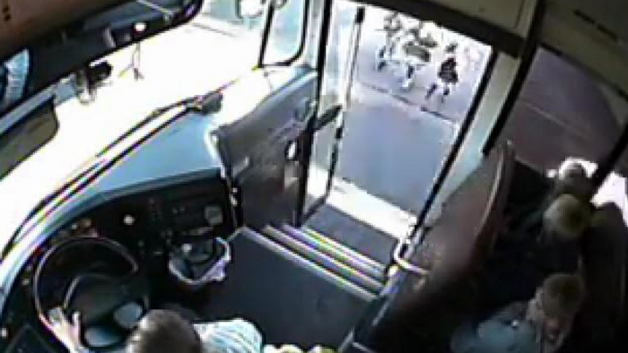 Autobus sa decom