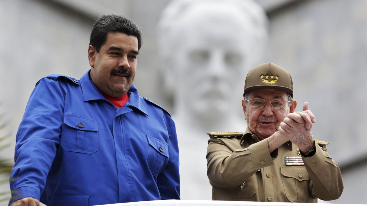 Raul Kastro, Nikolas Maduro