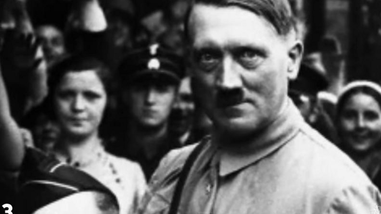 Hitler 