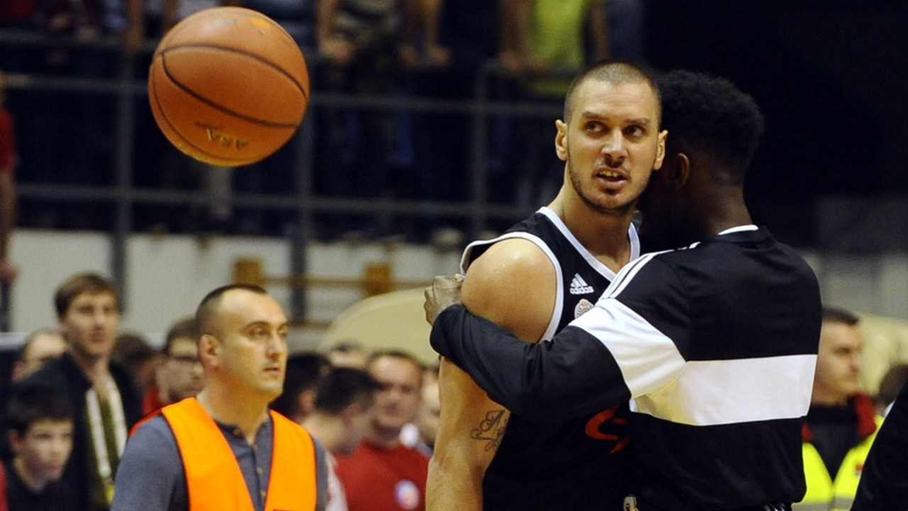 Aleksandar Pavlović u meču ABA lige protiv Crvene zvezde