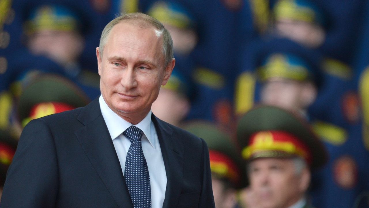 Vladimir Putin otvara vojni luna park i izložbu VOJSKA 2015