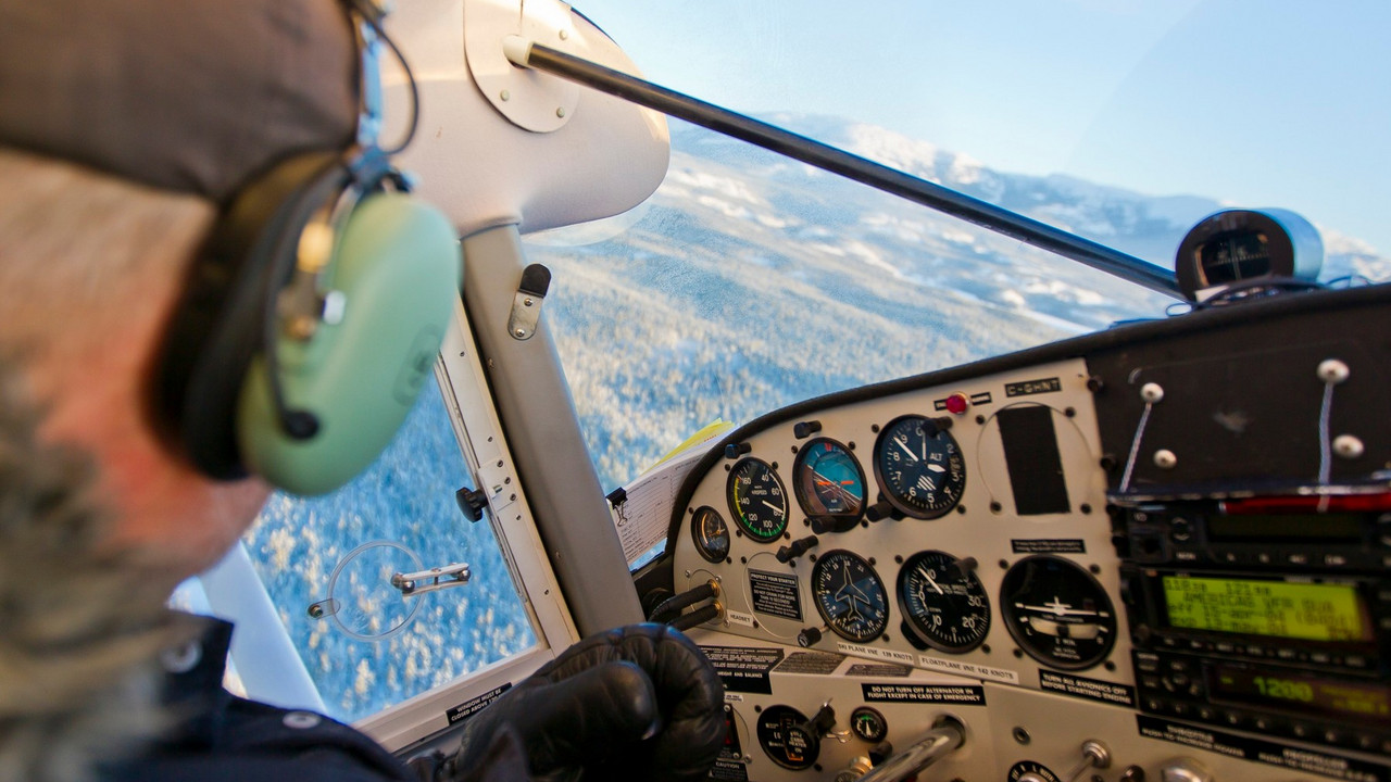 Pilot sa slušalicama