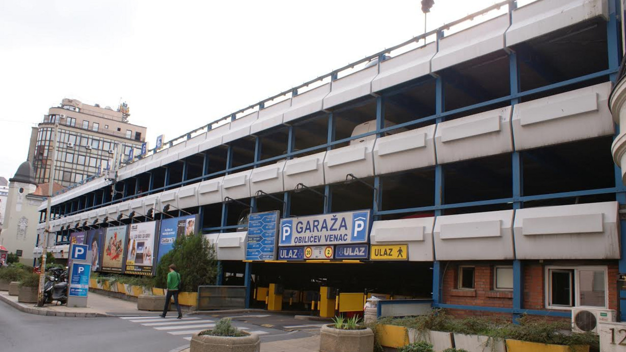 garaža na Obiliću