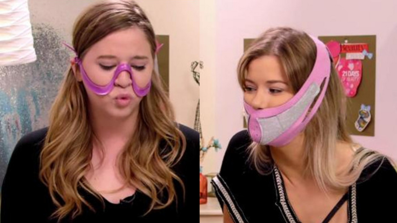 devojke nose maske