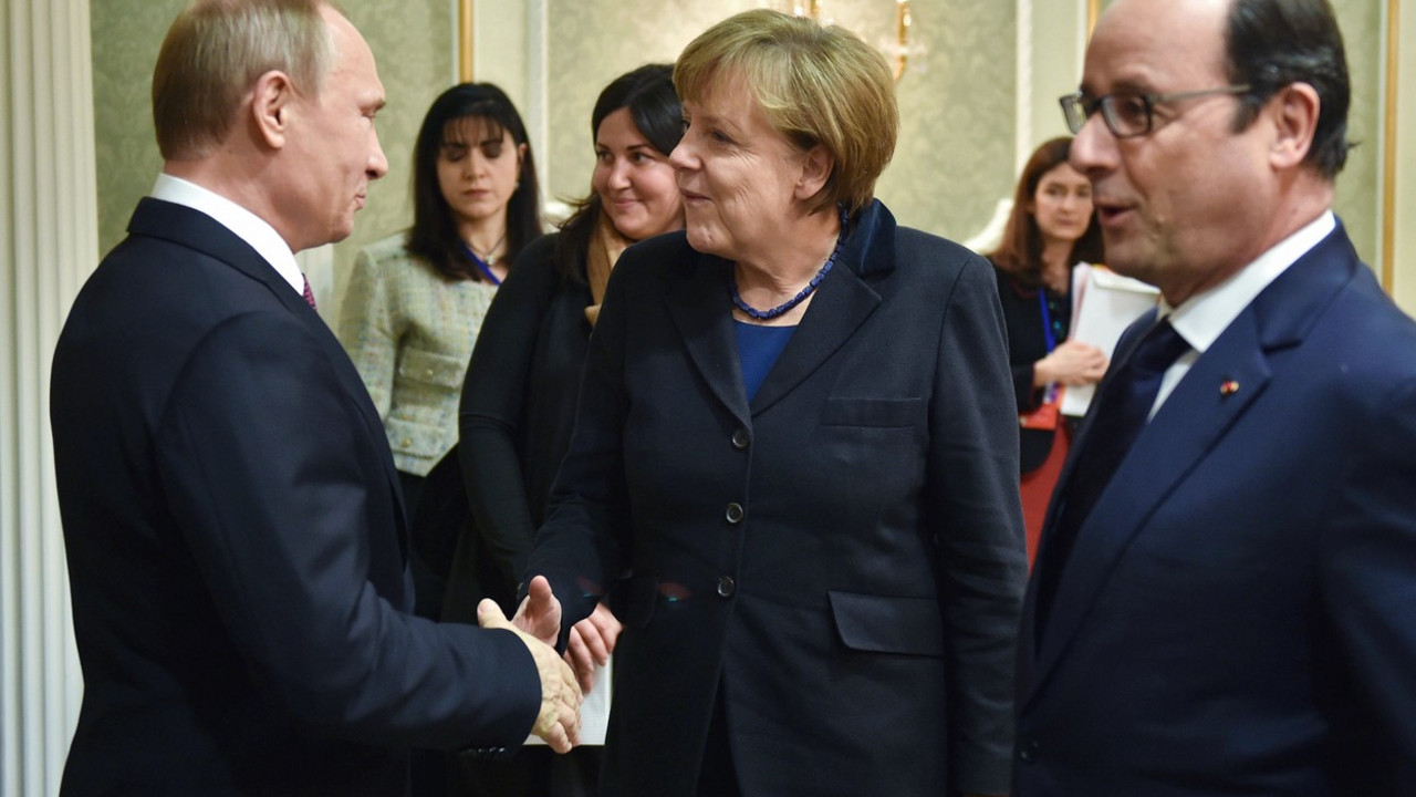 Vladimir Putin, Angela Merkel i Fransoa Oland