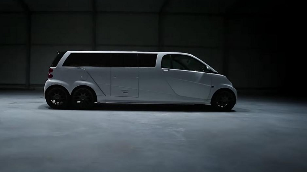 Smart limuzina