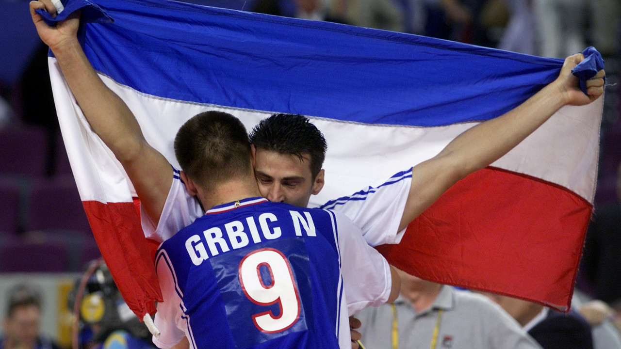 Nikola i Vladimir Grbić slave zlatnu medalju na Olimpijskim igrama u Sidneju