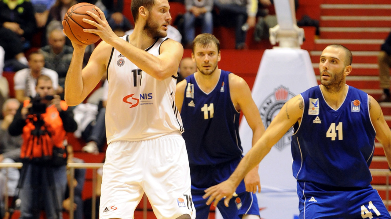 Kosta Perović
