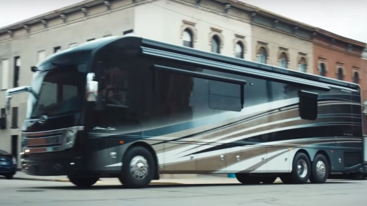Luksuzni autobus