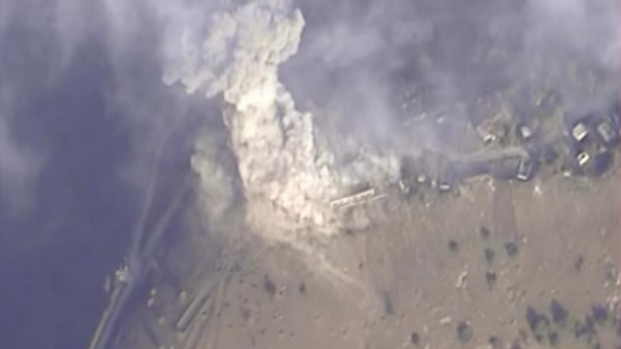 Rusi bombarduju IS