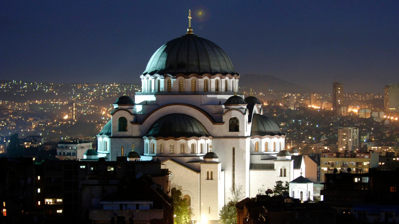 Hram noću u Beogradu