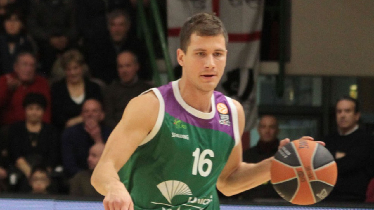 Nemanja Nedović, košarkaš Unikahe
