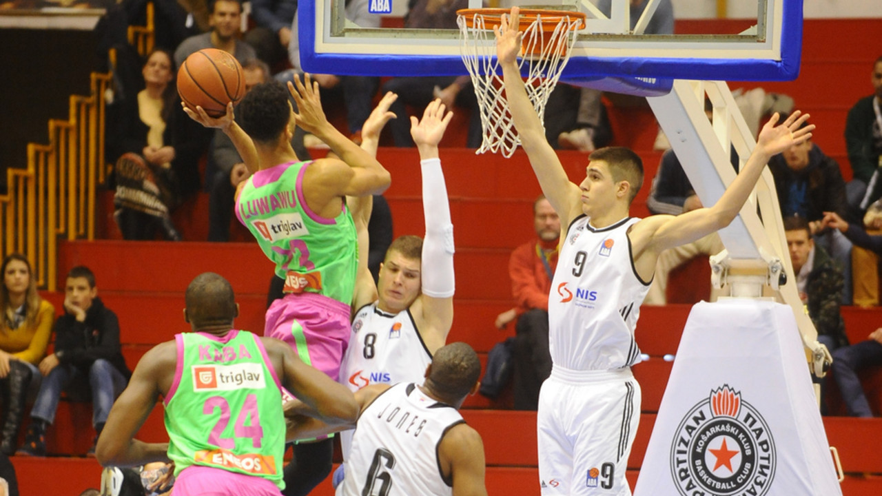 Detalj s utakmice Partizan - Mega Leks