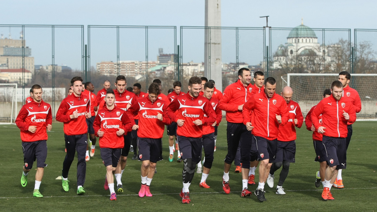 Fudbaleri Crvene zvezde na prvom treningu