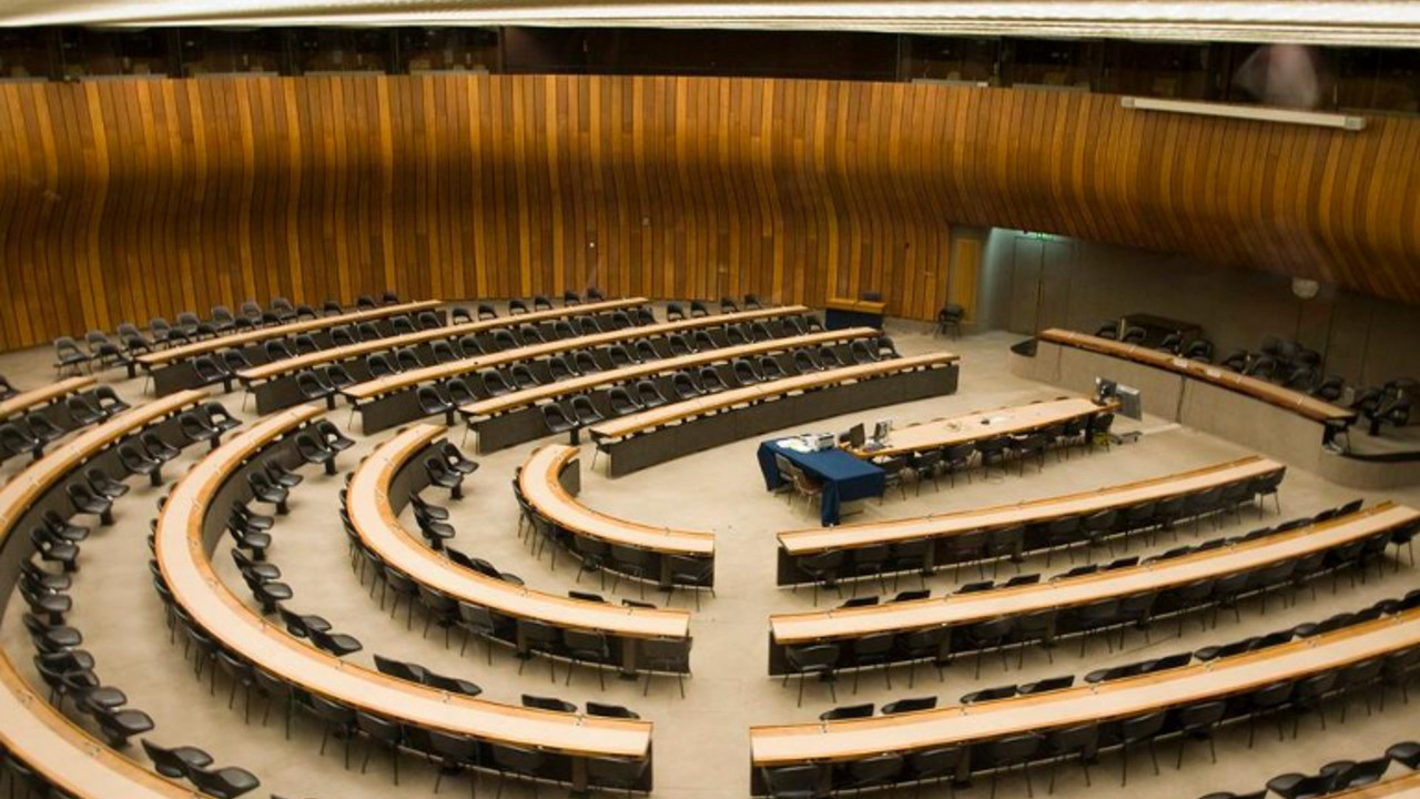 UN