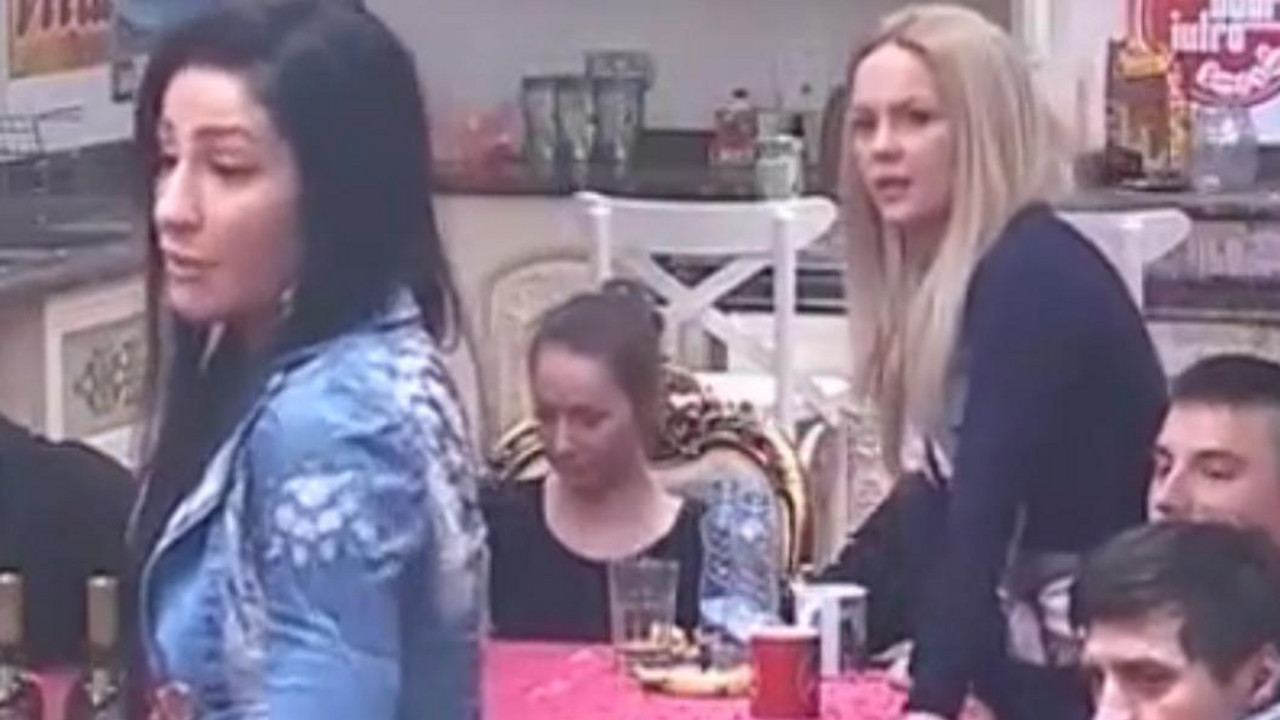 Morena i Slađana Petrušić