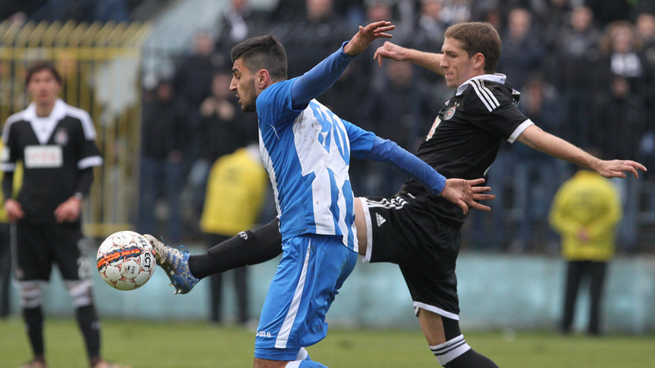 Daniel Avramovski na meču sa Partizanom