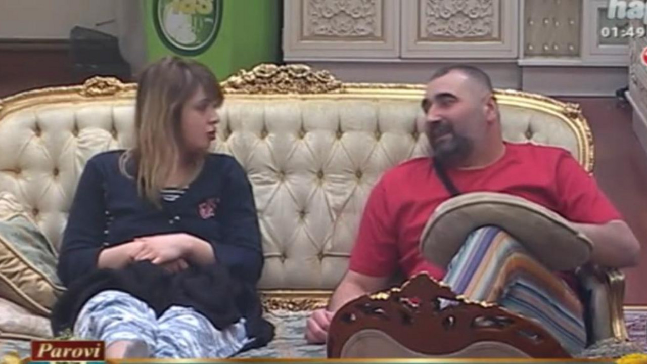 Miki i Anđela se svađaju