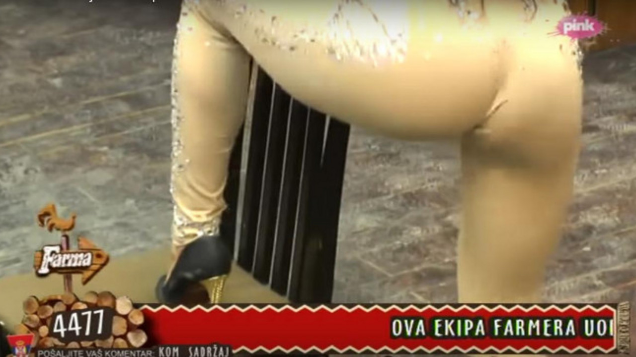 Seksi ples na "Farmi"