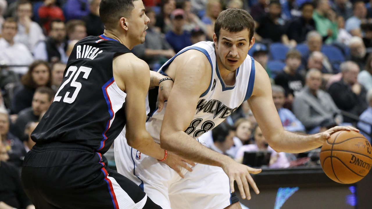 Nemanja Bjelica na meču sa LA Klipersima