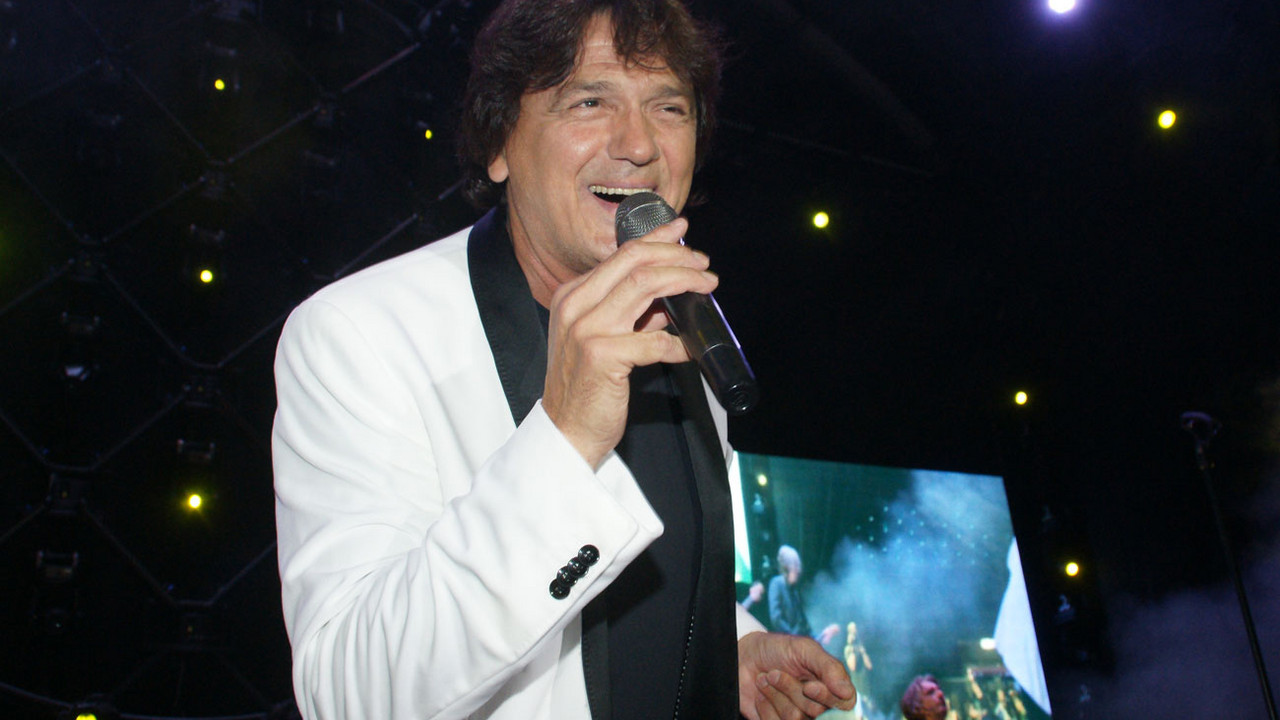 Zdravko Čolić