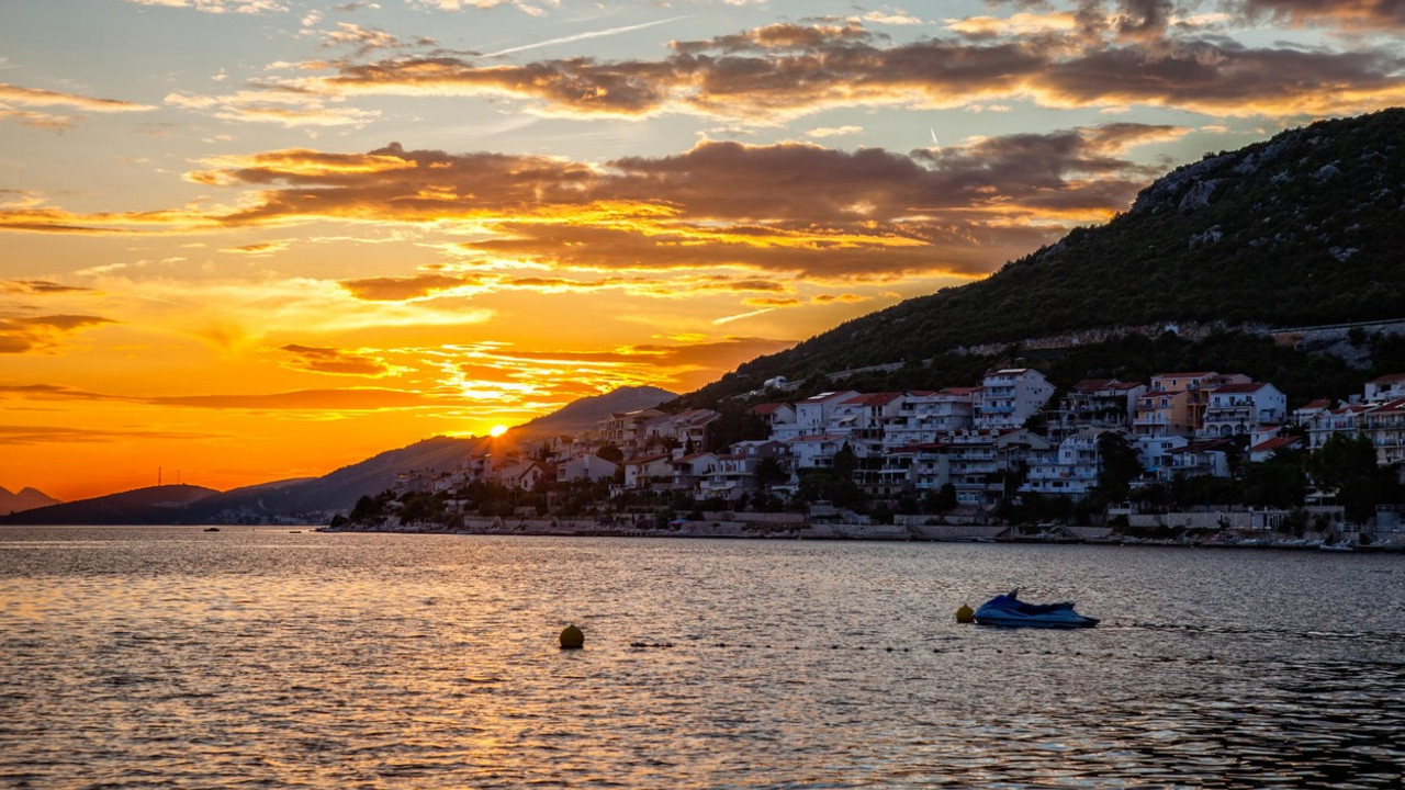 Neum
