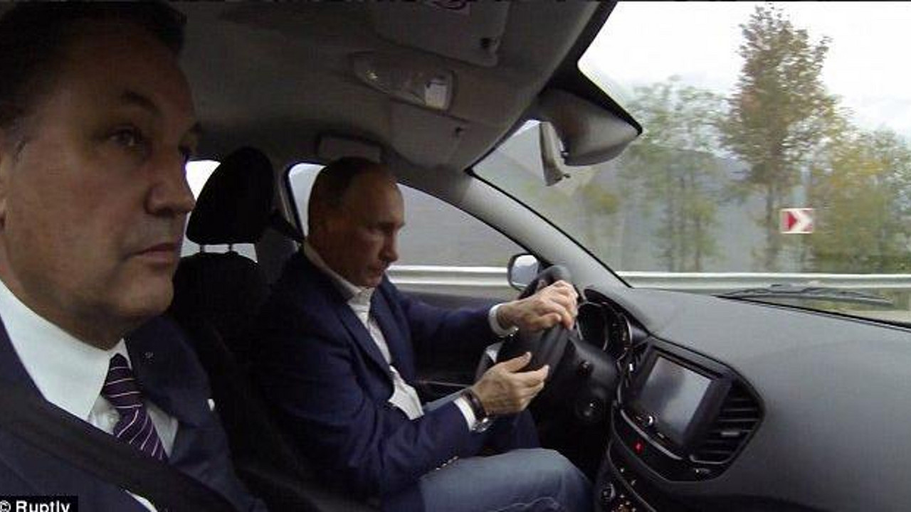 Vladimir Putin u automobilu