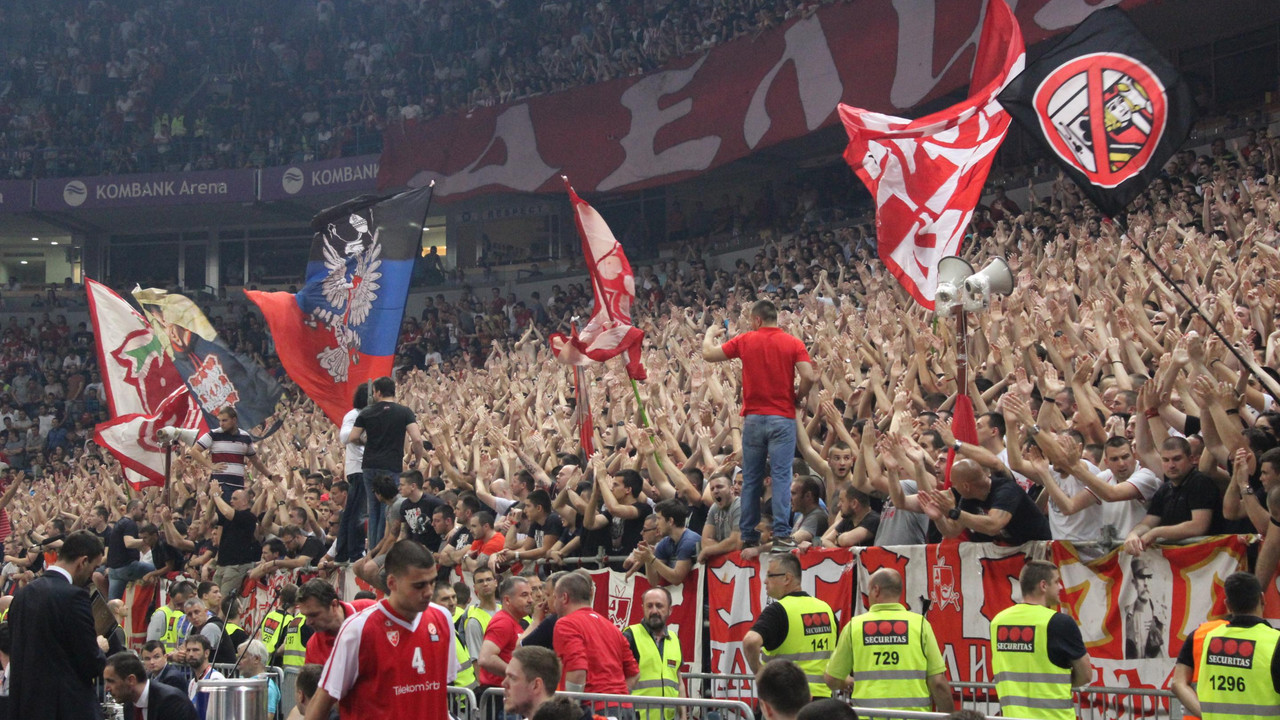 Navijači Crvene zvezde u Areni
