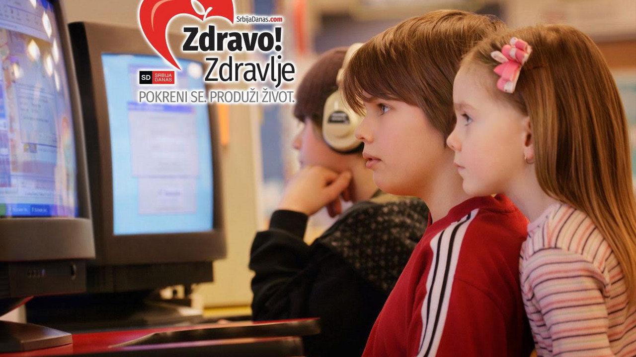 deca za kompjuterom