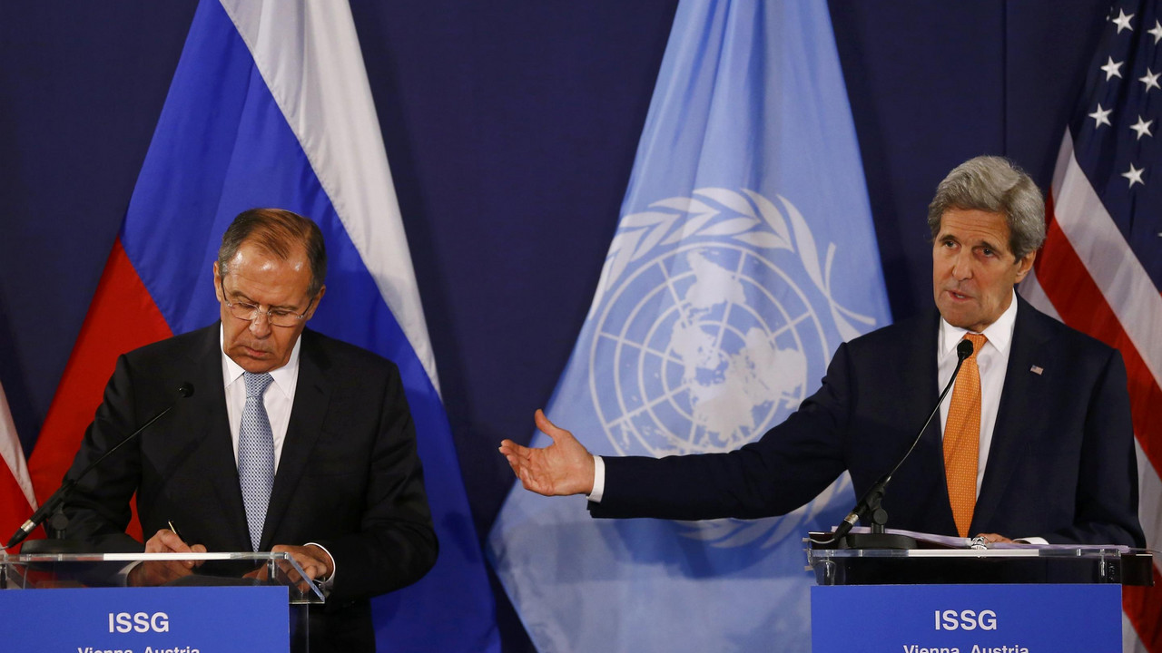 Džon Keri i Sergej Lavrov