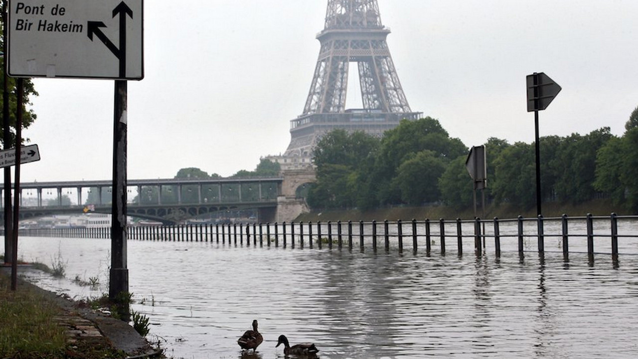 Poplave u Parizu