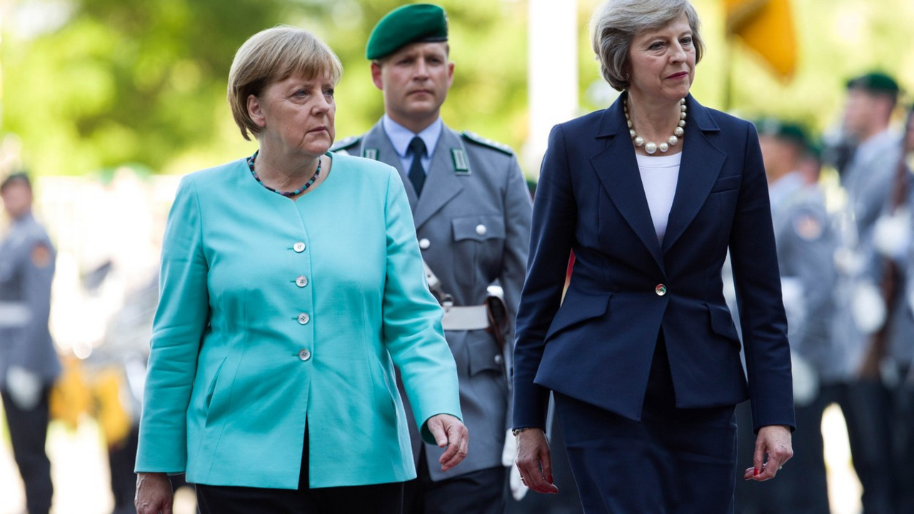Mej i Merkel
