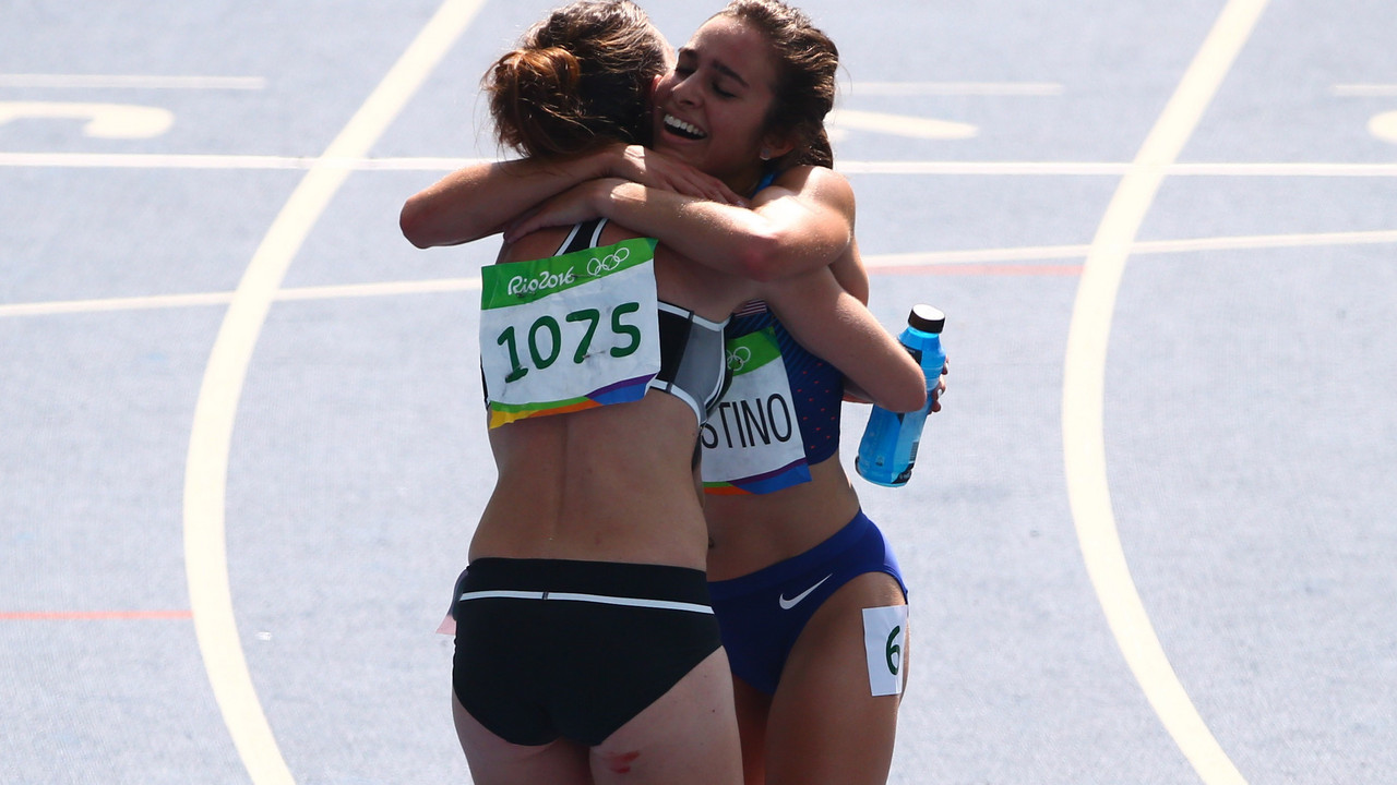 Niki Hamblin i Ebi D'Agostino
