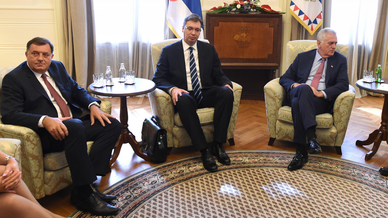 Vučić, Nikolić i Dodik