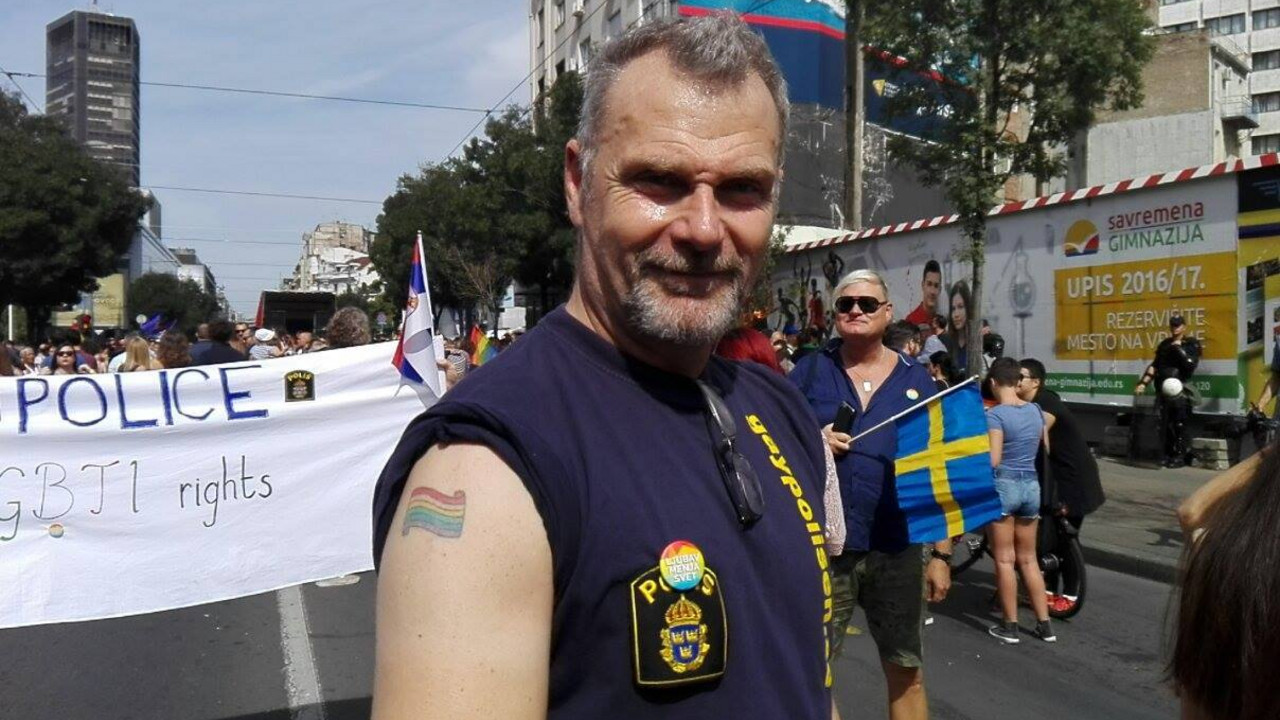 Švedski gej policajac