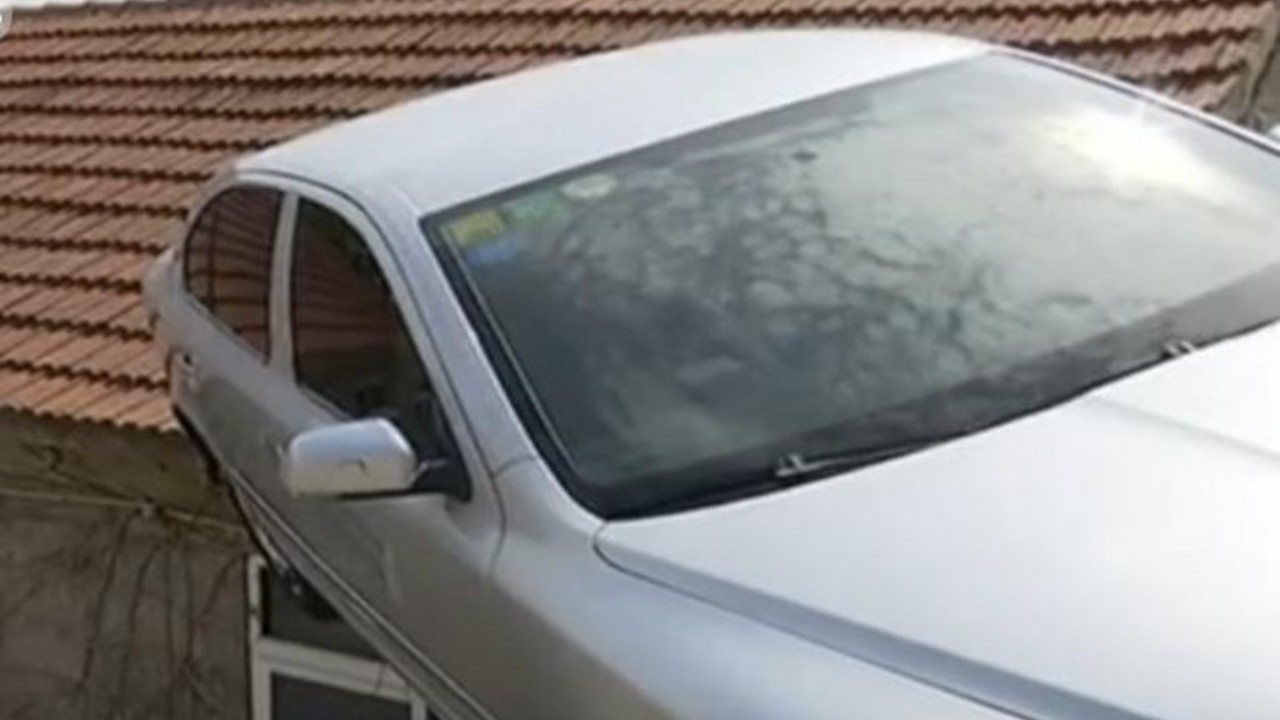 Auto na krovu