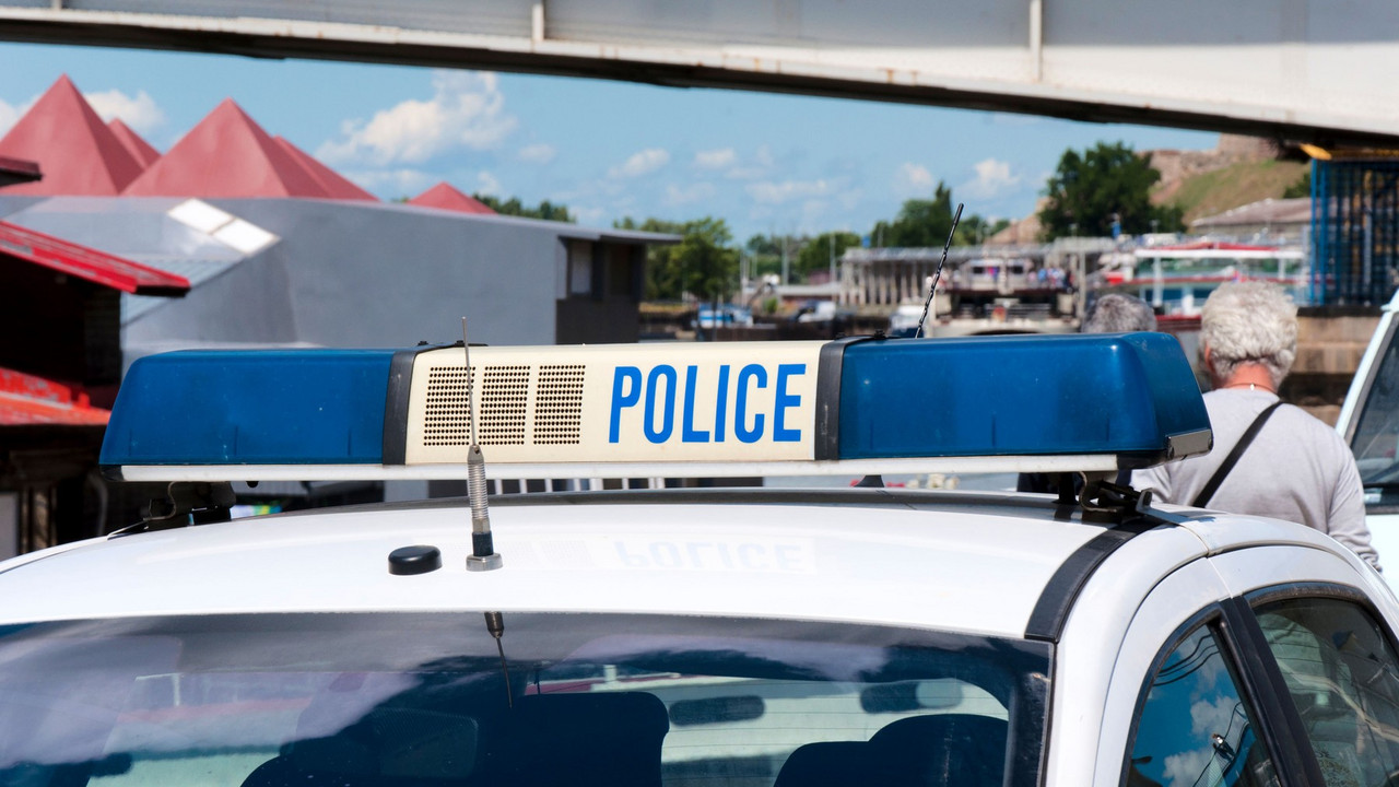 policija