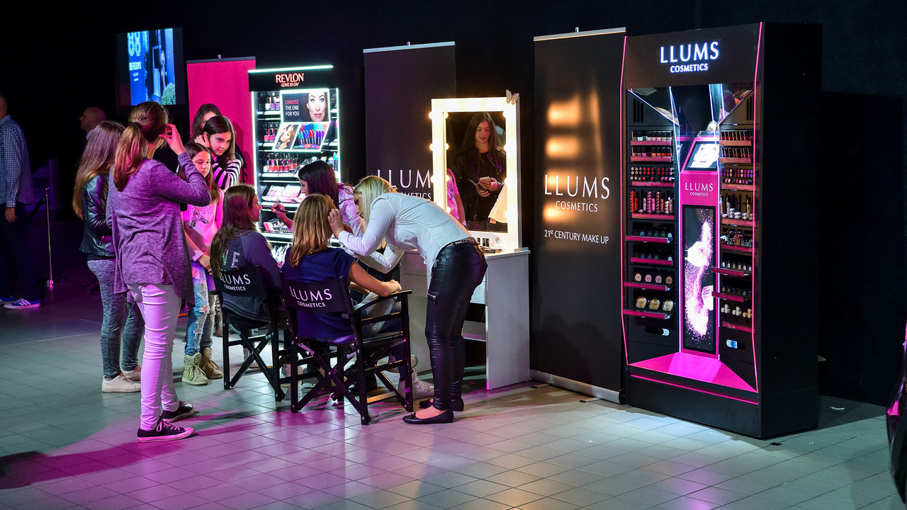 LLUMS i Revlon beauty