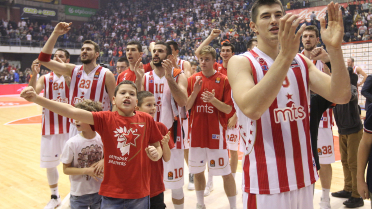 Košarkaši Crvene zvezde slave pobedu nad Realom