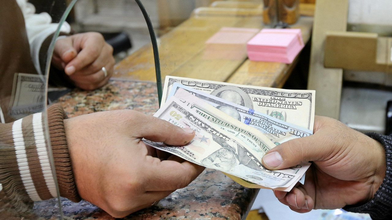 Dolar