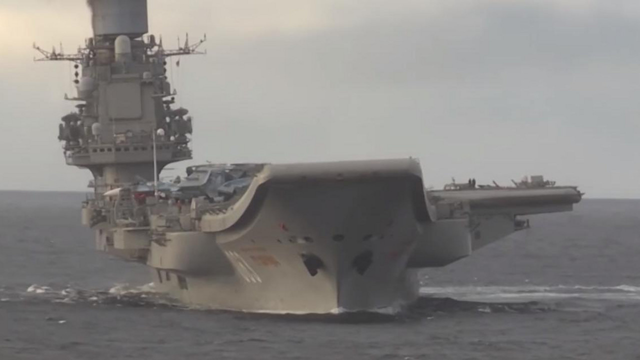 Nosač aviona "Admiral Kuznjecov"
