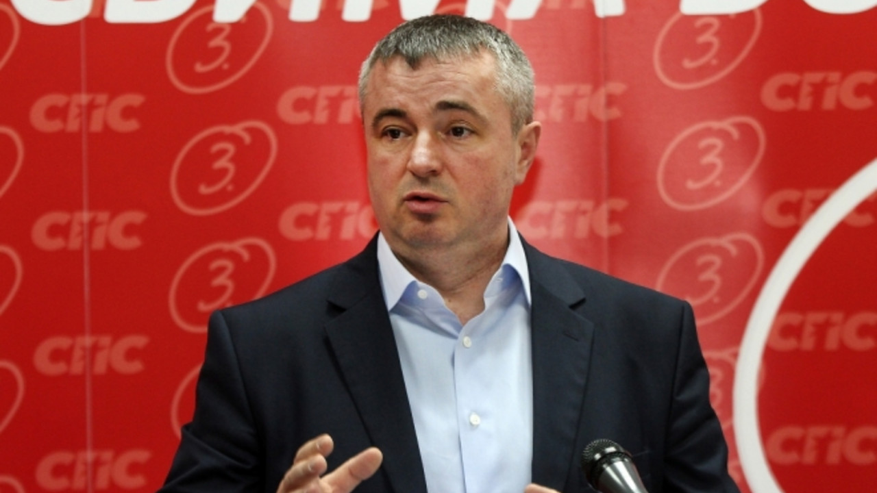 Dušan Bajatović