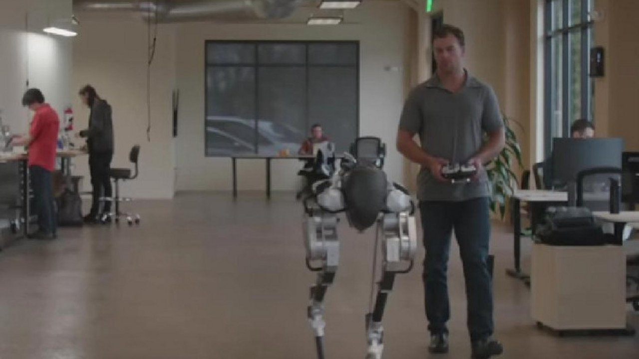 Robot