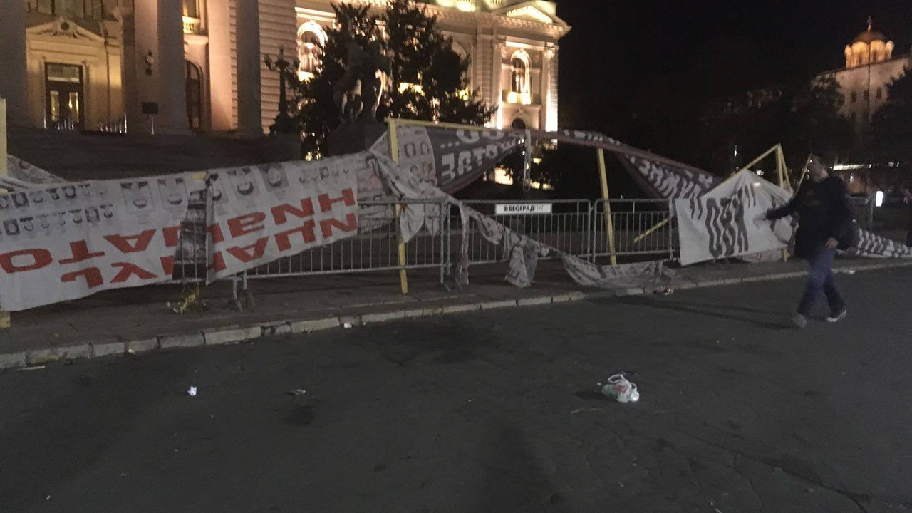 zid plača, protest