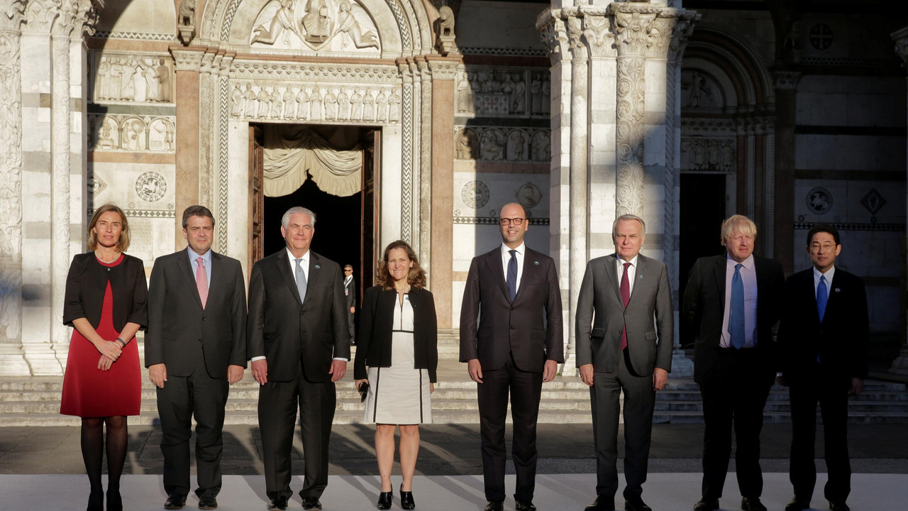 G7