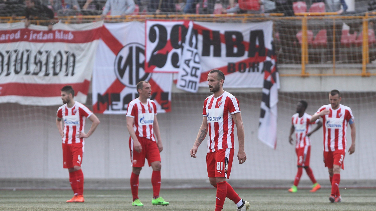 Fudbaleri Crvene zvezde na meču sa Voždovcem