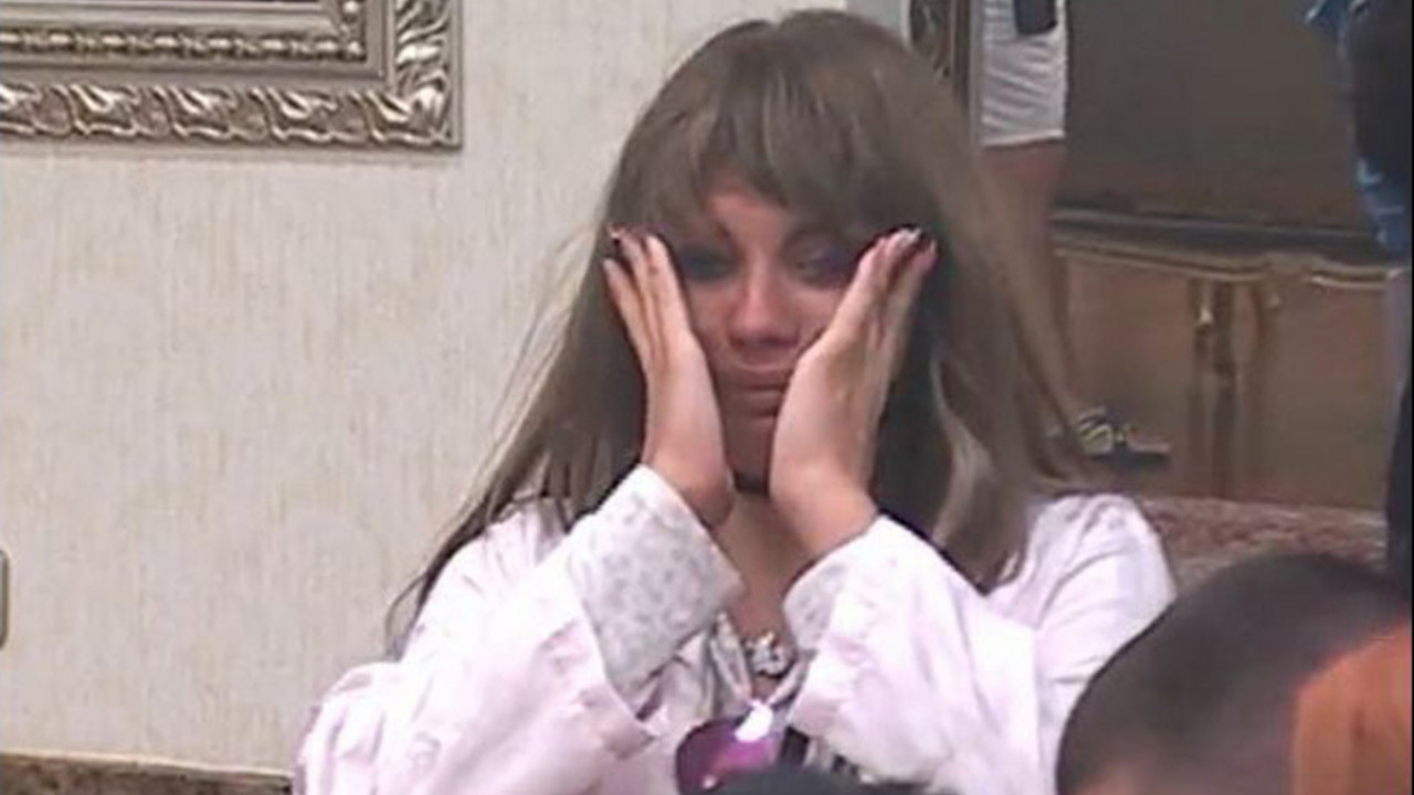 Zerina plače