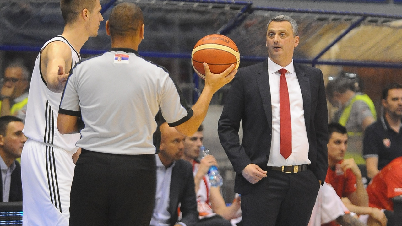 Dejan Radonjić na meču sa Partizanom