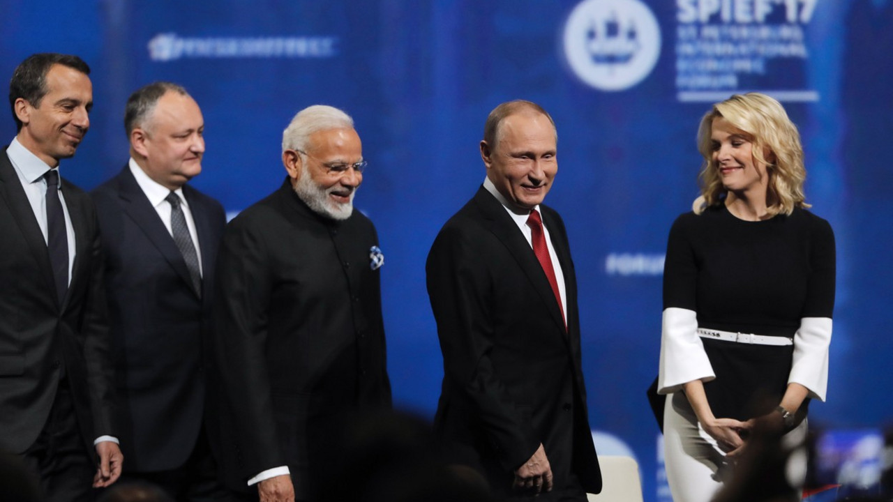 megan keli, vladimir putin