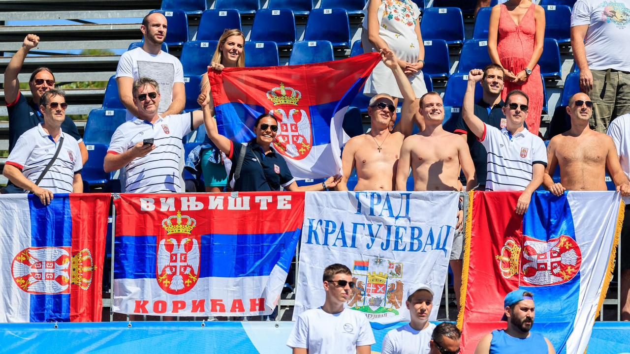 Navijači vaterpolo reprezentacije Srbije 